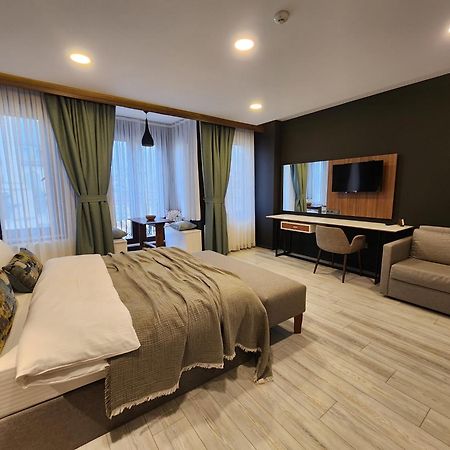 Taksim Landhouse Hotel อิสตันบูล ภายนอก รูปภาพ